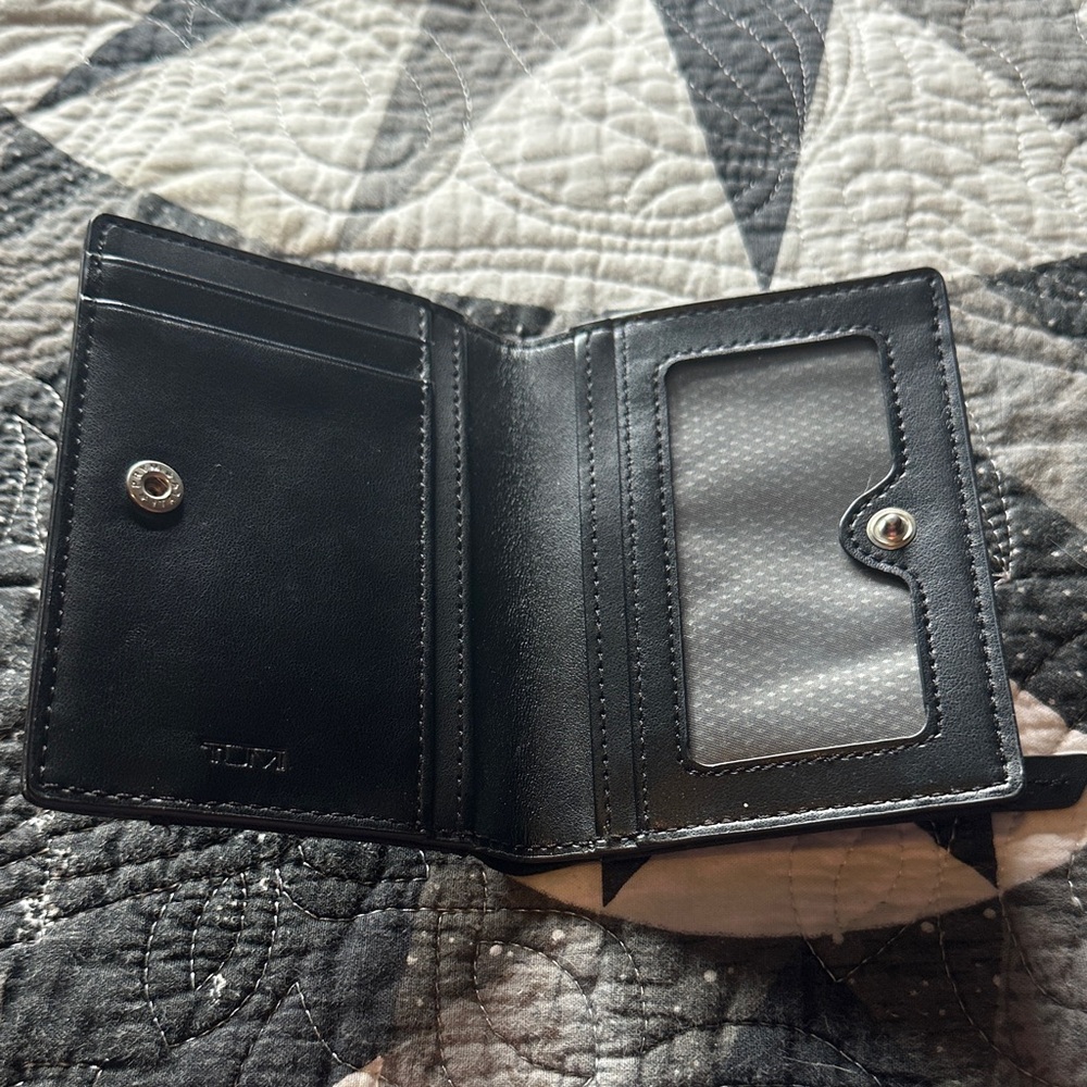 TUMI Compact Wallet - Picture 3 of 5